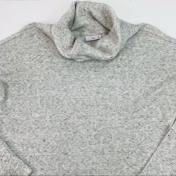 TNA Aritzia Loose Cowl Neck Long Sleeve Waffle Top Heather Grey - Picture 4 of 11